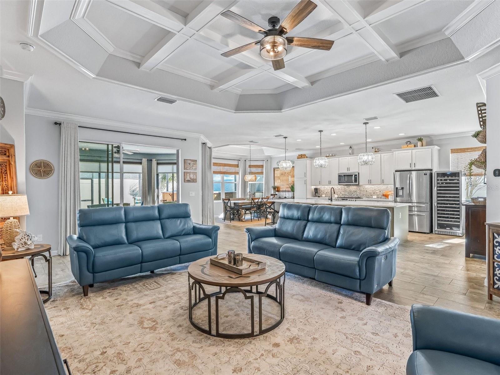 Image 13 of 61 For 5689 Henry Loop