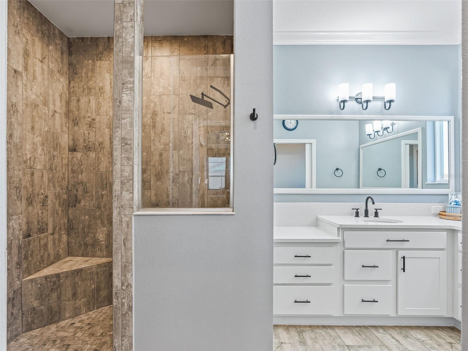 Image 29 of 61 For 5689 Henry Loop