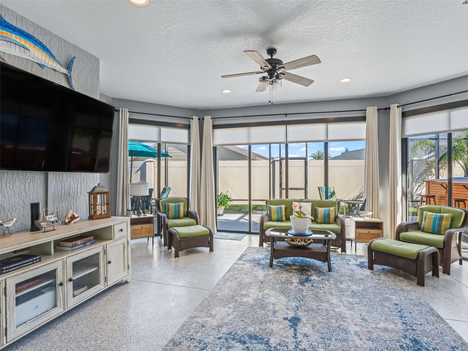 Image 41 of 61 For 5689 Henry Loop