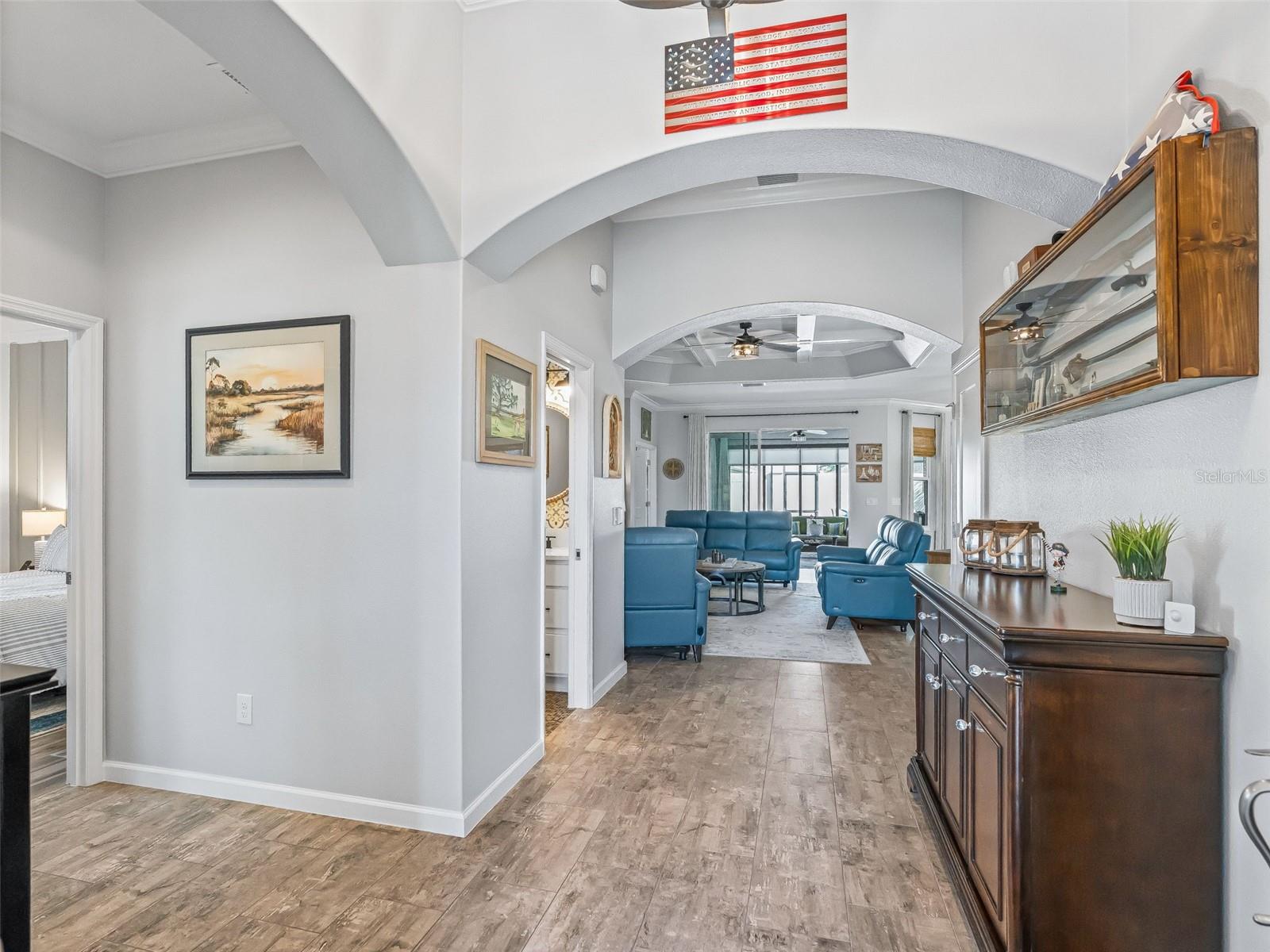 Image 9 of 61 For 5689 Henry Loop