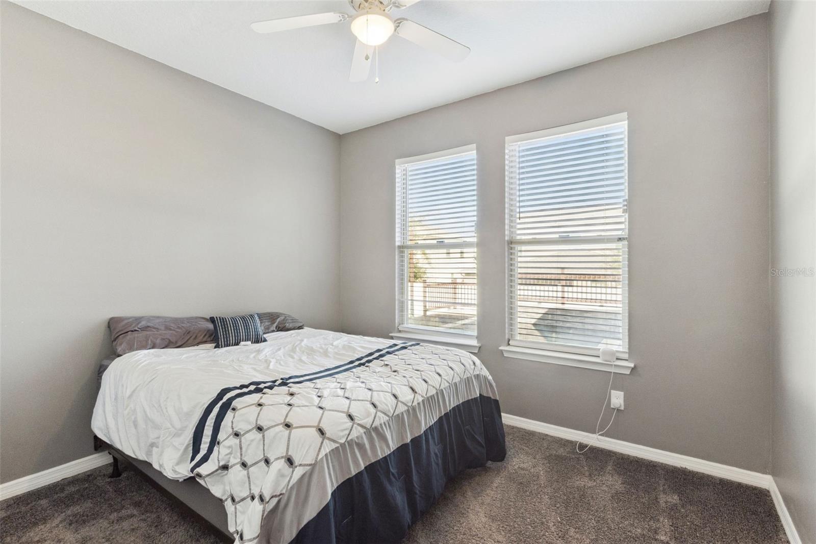 Image 16 of 41 For 4057 Silk Oak Lane