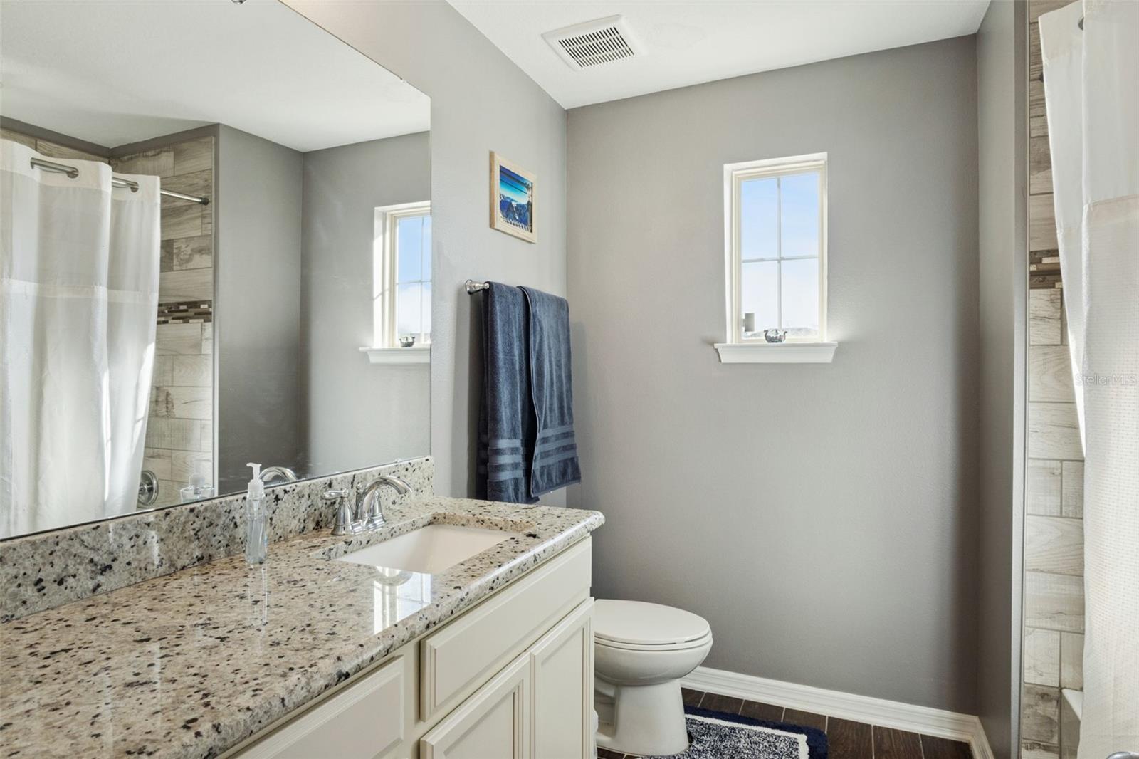 Image 28 of 41 For 4057 Silk Oak Lane