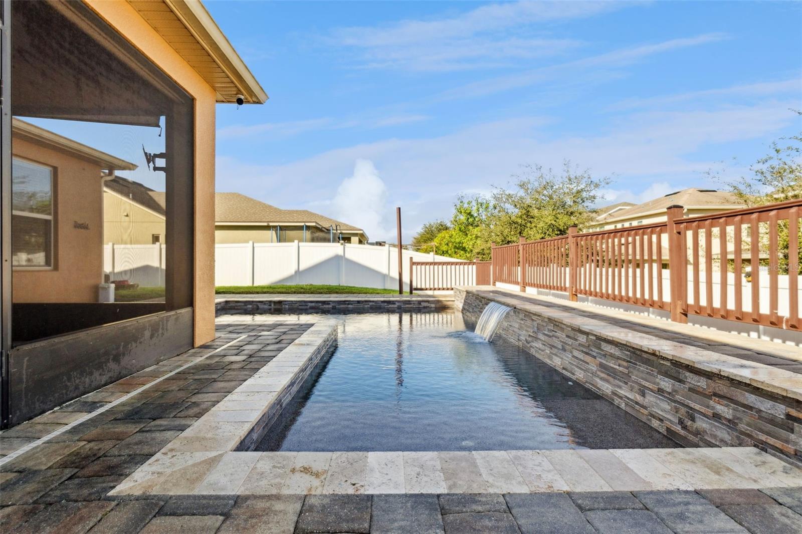 Image 32 of 41 For 4057 Silk Oak Lane