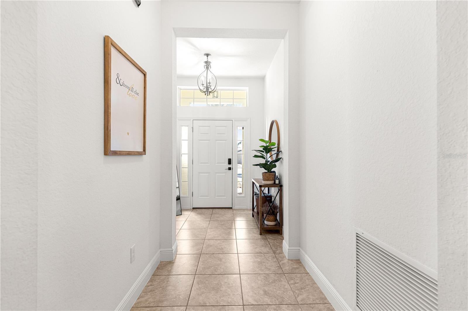 Image 5 of 44 For 10274 Julia Isles Avenue