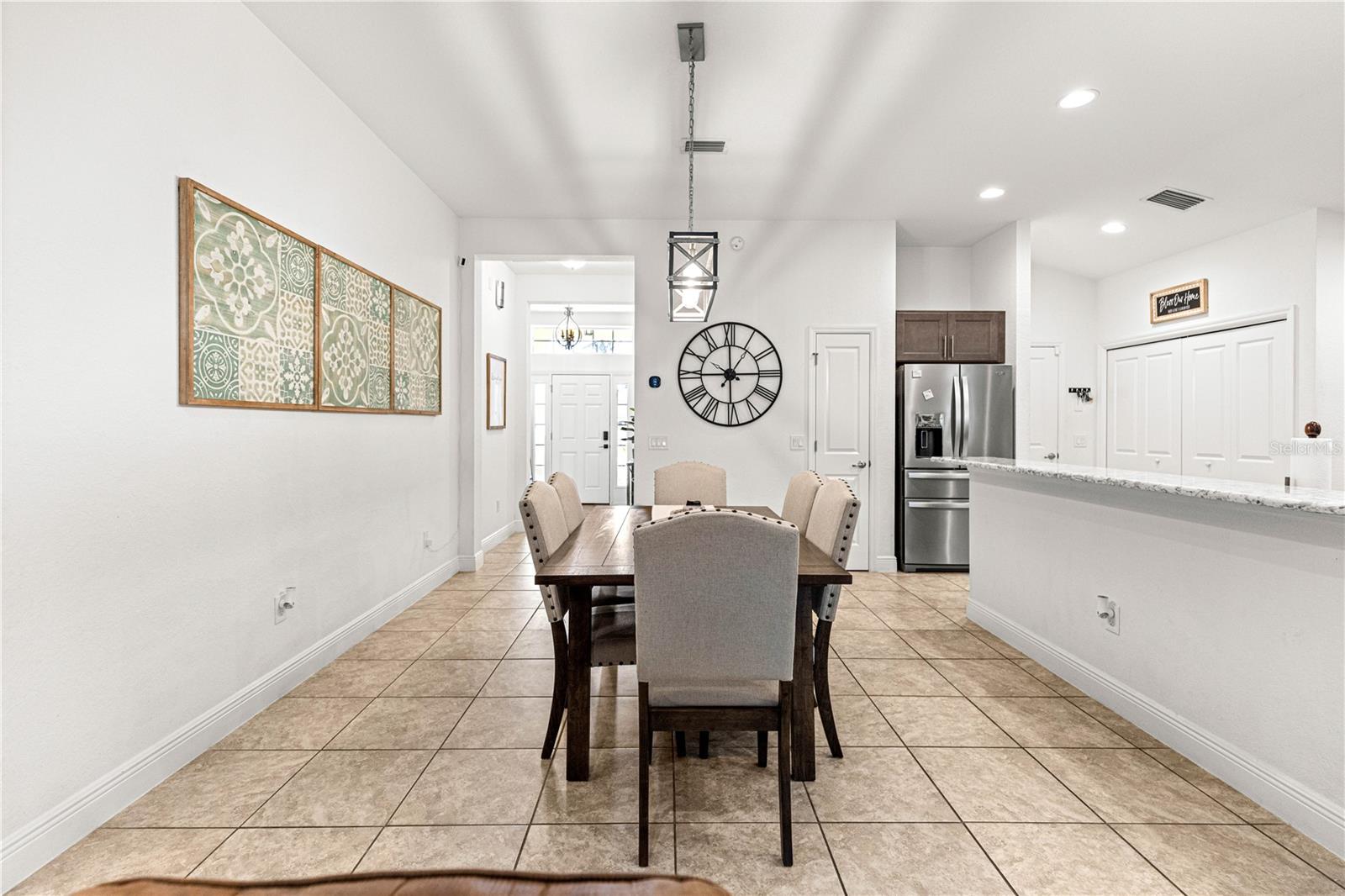 Image 7 of 44 For 10274 Julia Isles Avenue