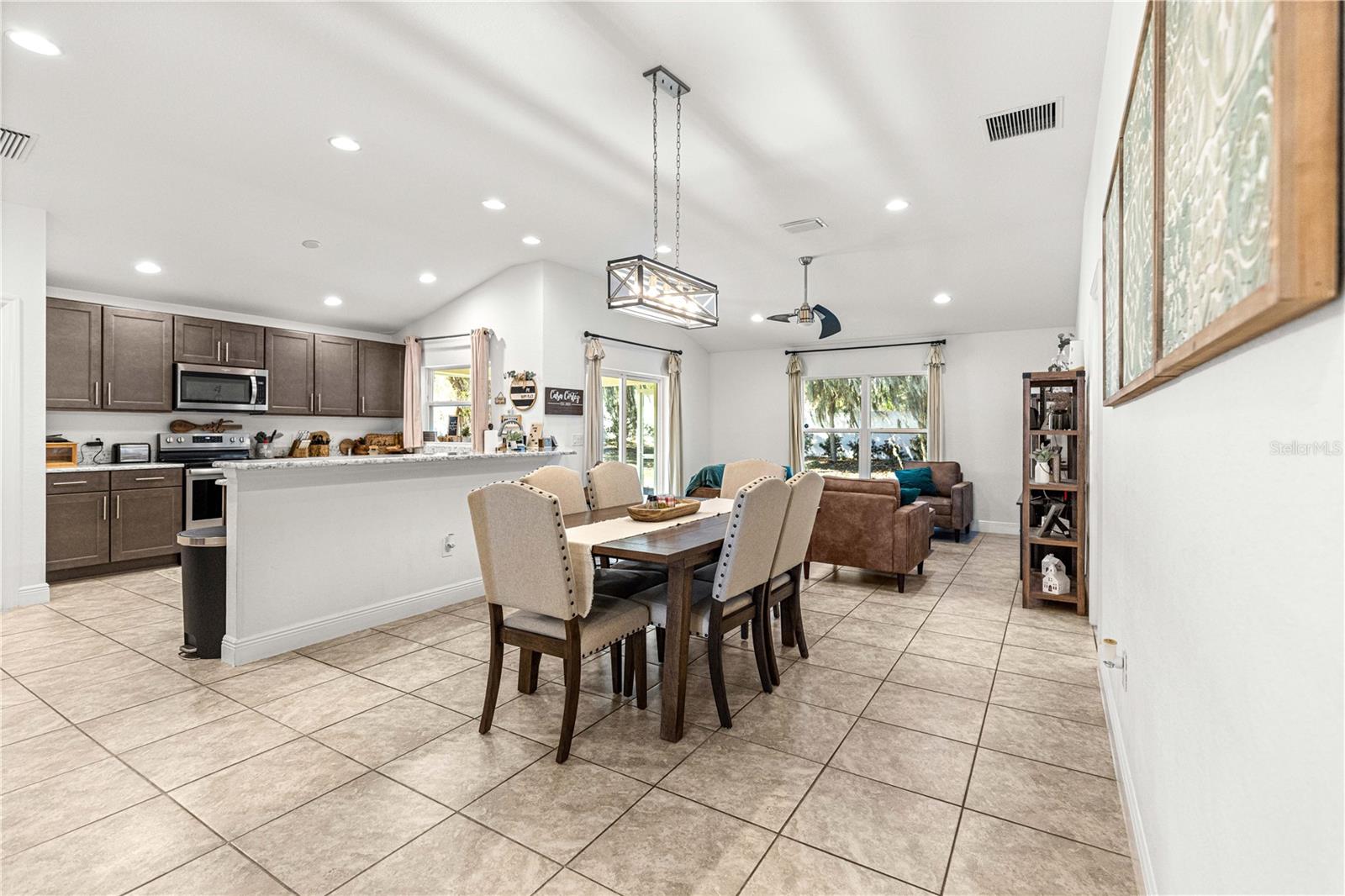 Image 9 of 44 For 10274 Julia Isles Avenue