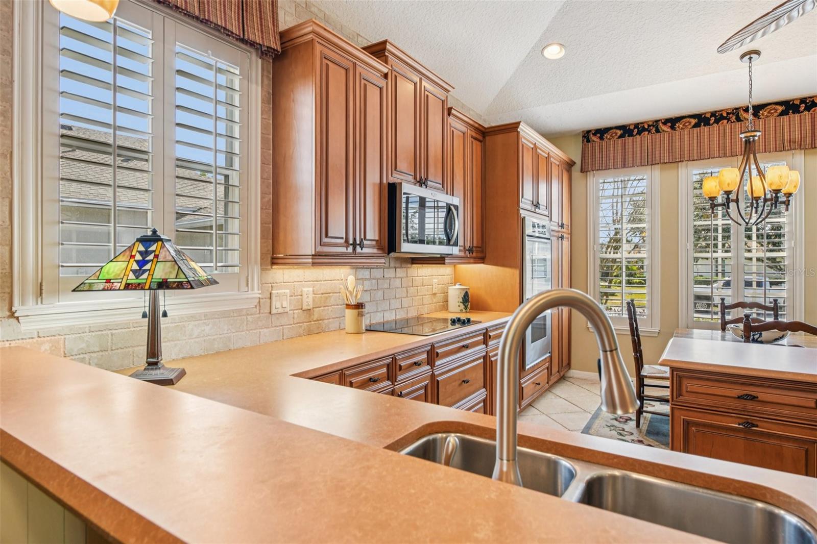 Image 16 of 42 For 8013 Pine Hollow Drive