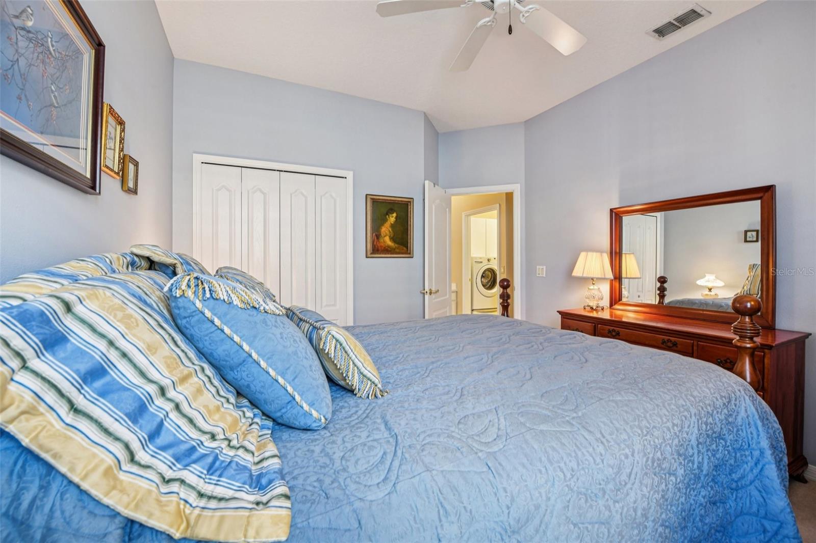 Image 24 of 42 For 8013 Pine Hollow Drive