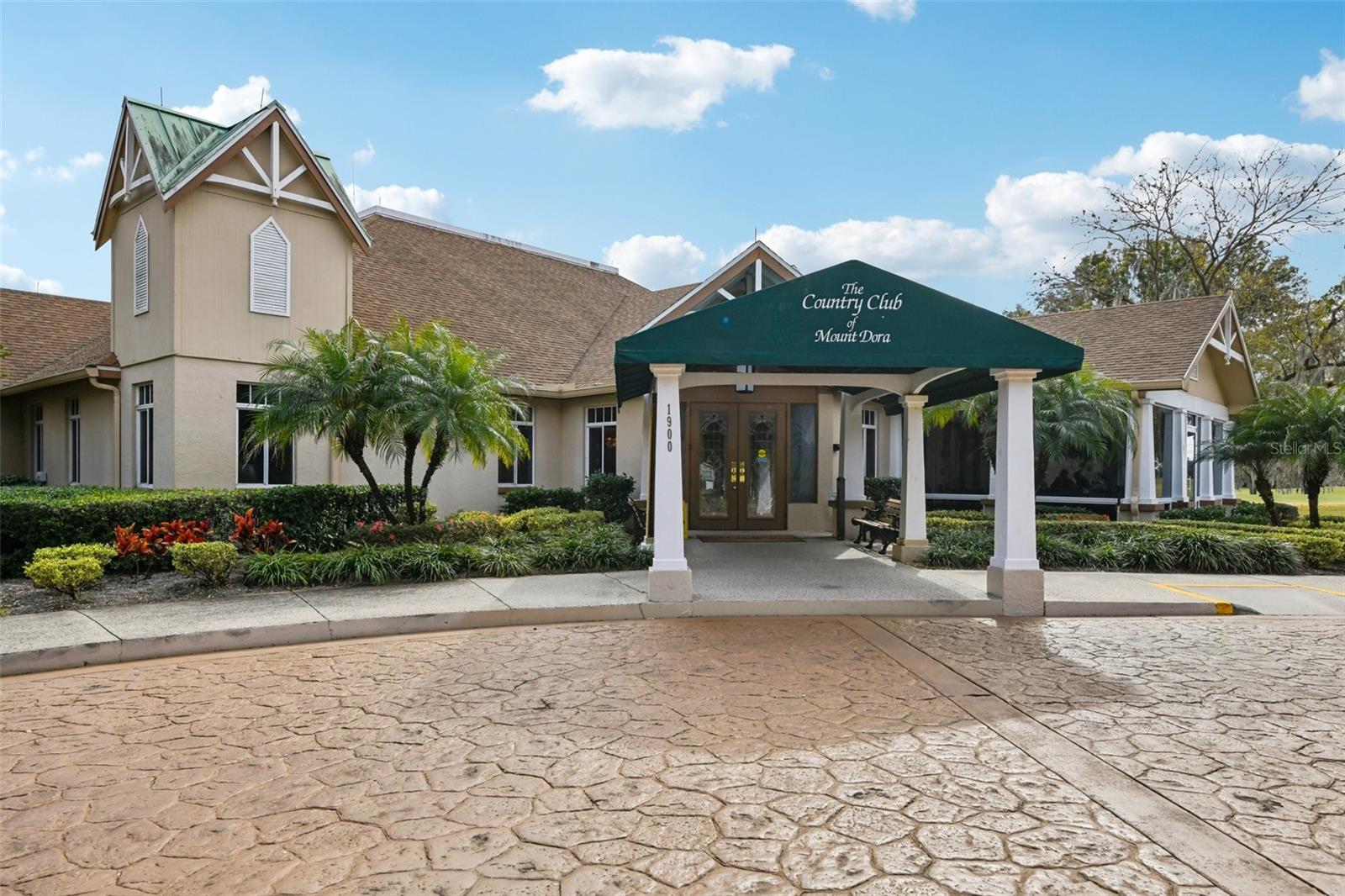 Image 32 of 42 For 8013 Pine Hollow Drive