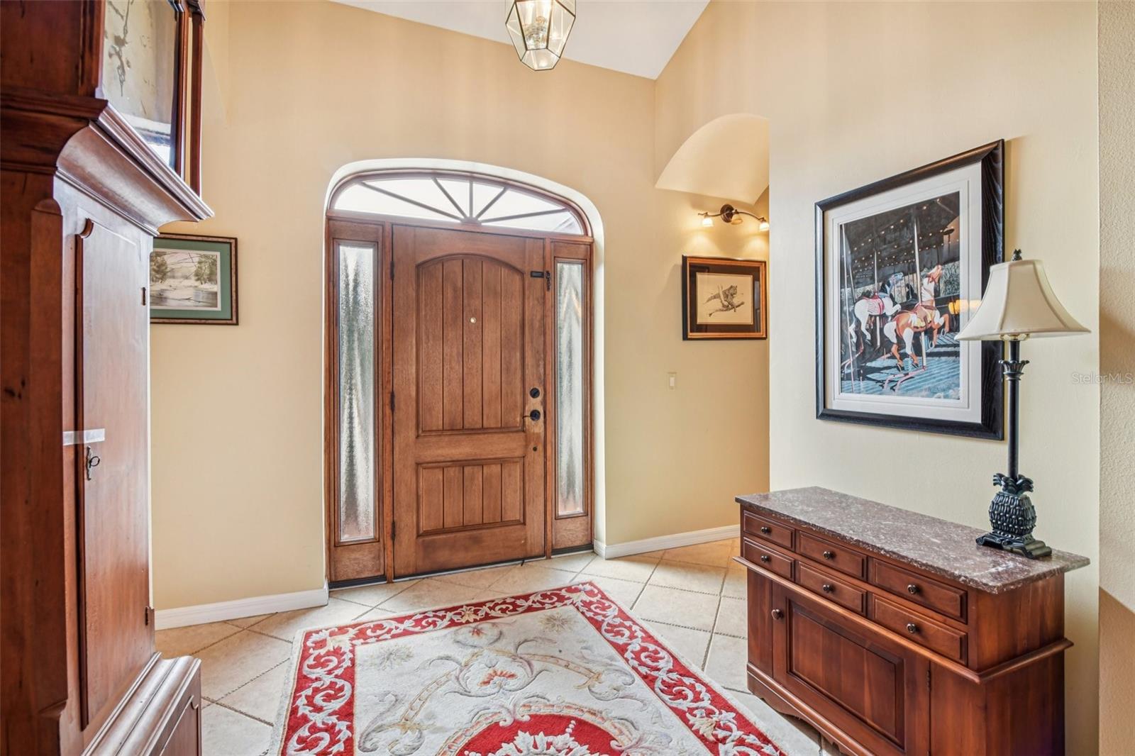 Image 4 of 42 For 8013 Pine Hollow Drive