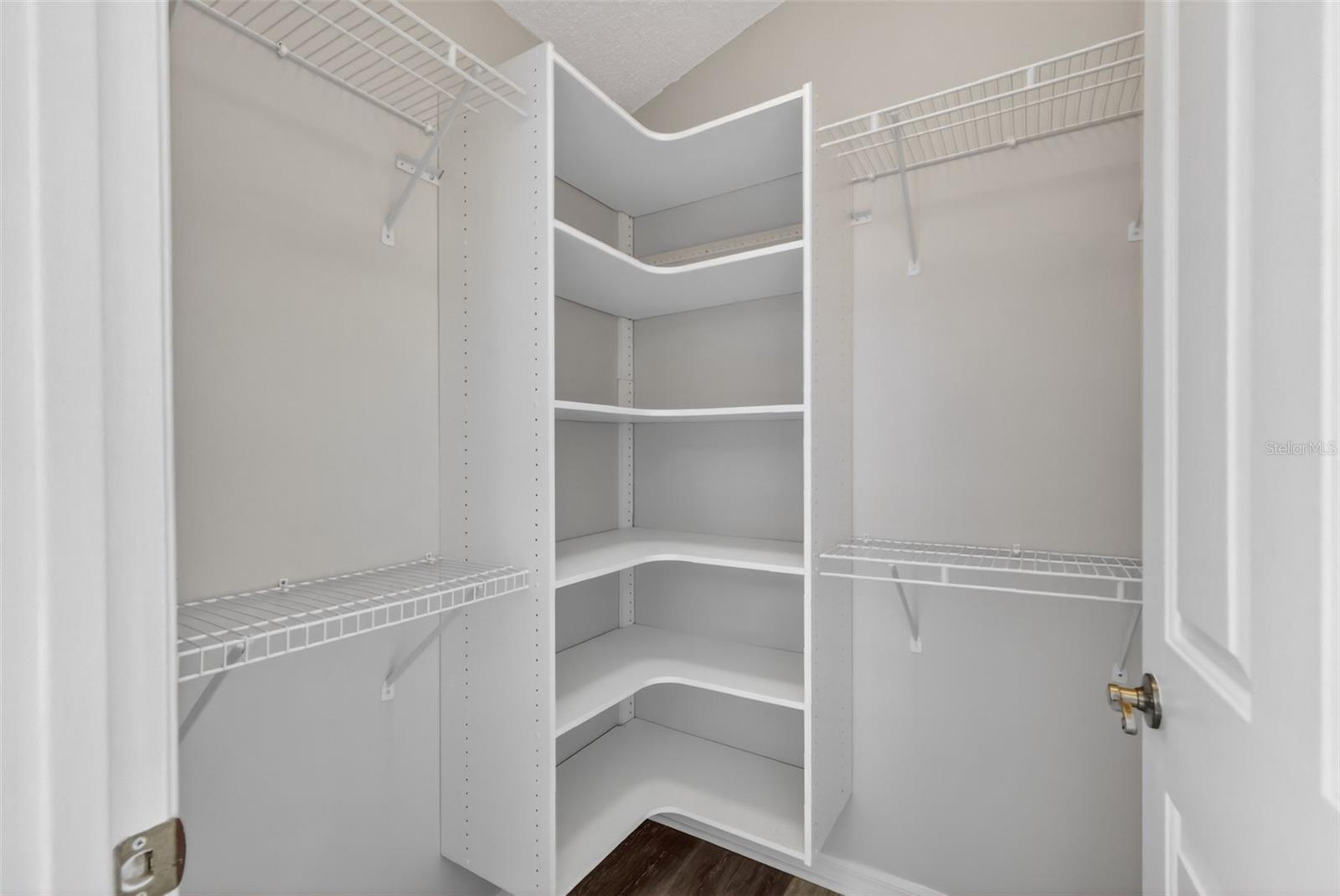 Image 26 of 52 For 2450 Merida Circle