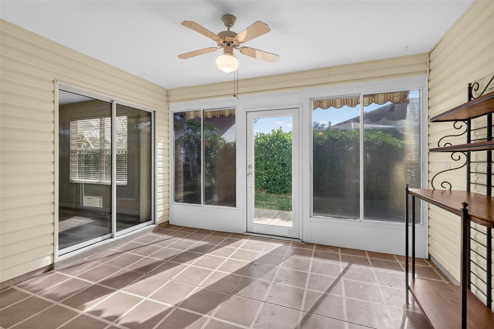 Image 40 of 52 For 2450 Merida Circle