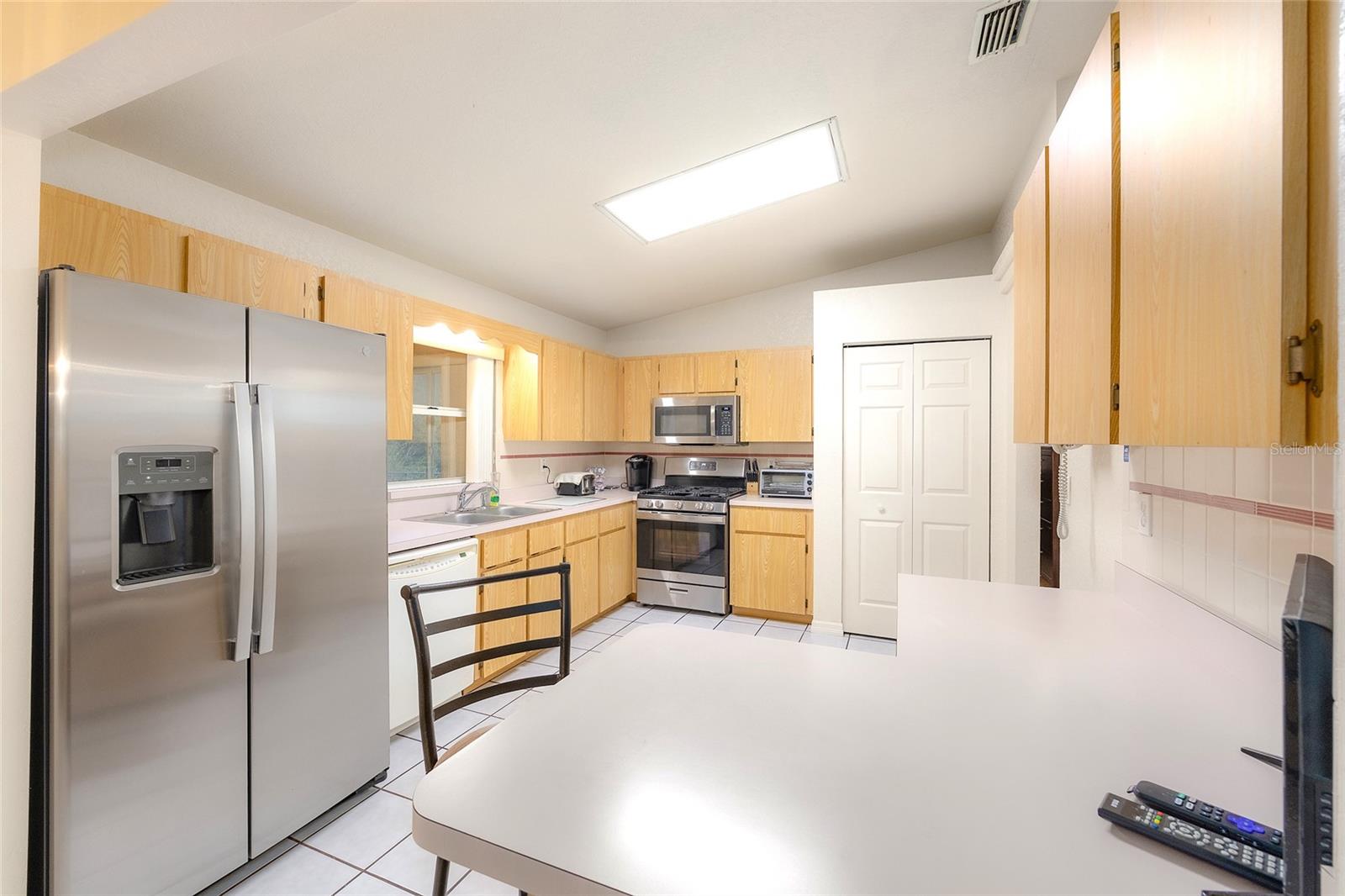 Image 16 of 41 For 4513 158th Street Rd