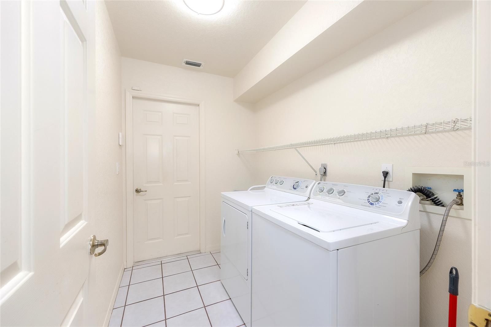 Image 22 of 41 For 4513 158th Street Rd