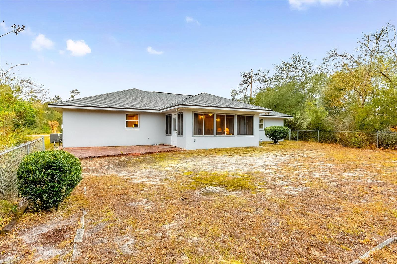 Image 32 of 41 For 4513 158th Street Rd