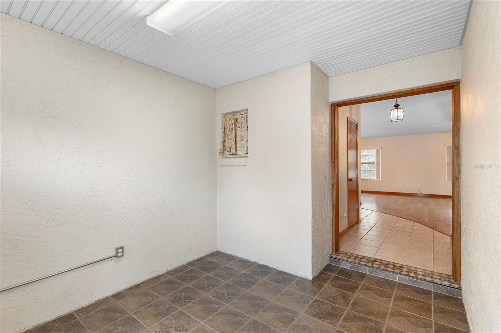 Image 17 of 41 For 12681 54th Avenue