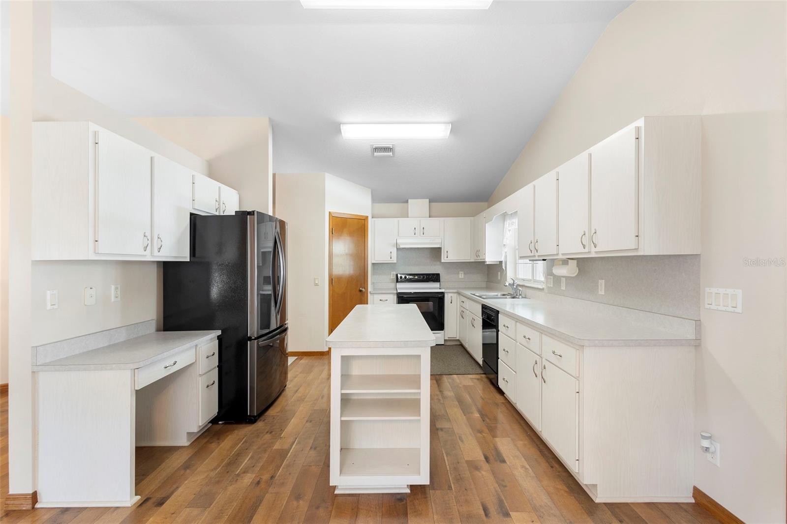 Image 18 of 41 For 12681 54th Avenue