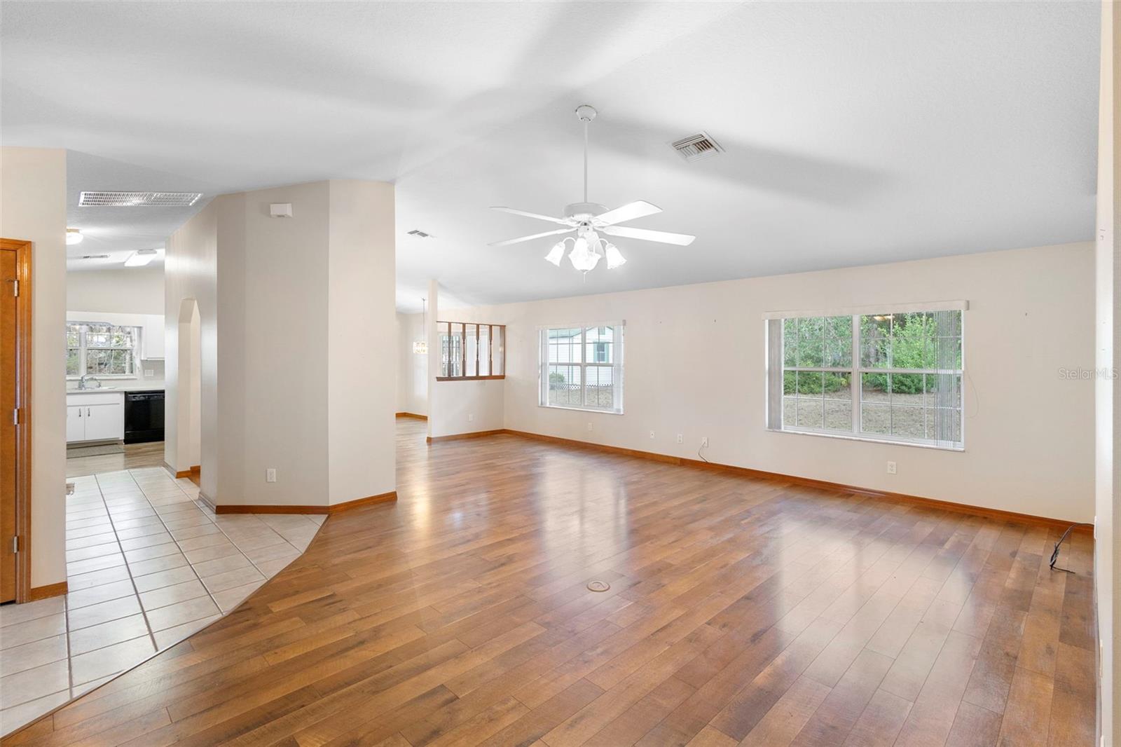 Image 21 of 41 For 12681 54th Avenue