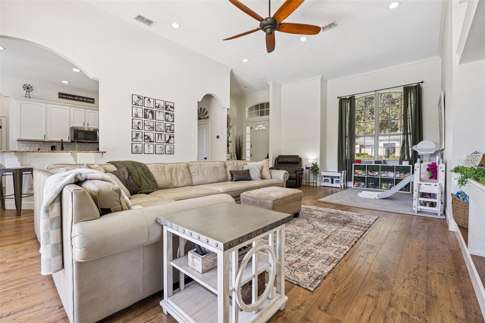 Image 7 of 46 For 11526 Osprey Pointe Boulevard