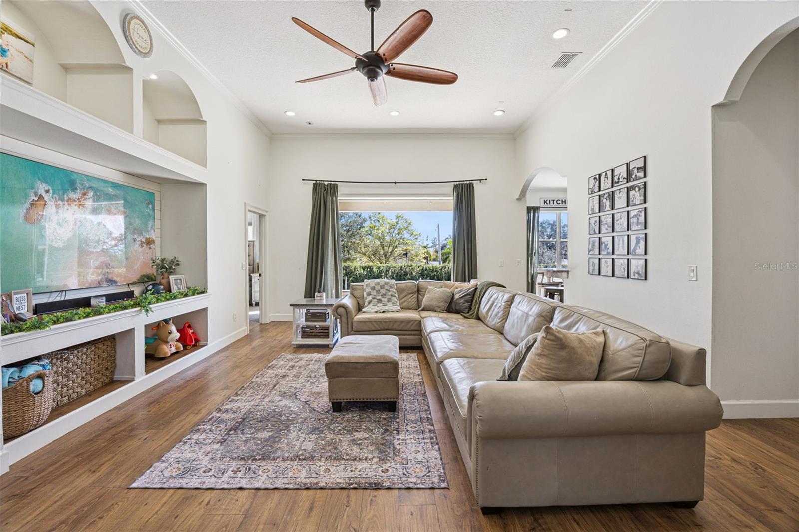 Image 8 of 46 For 11526 Osprey Pointe Boulevard