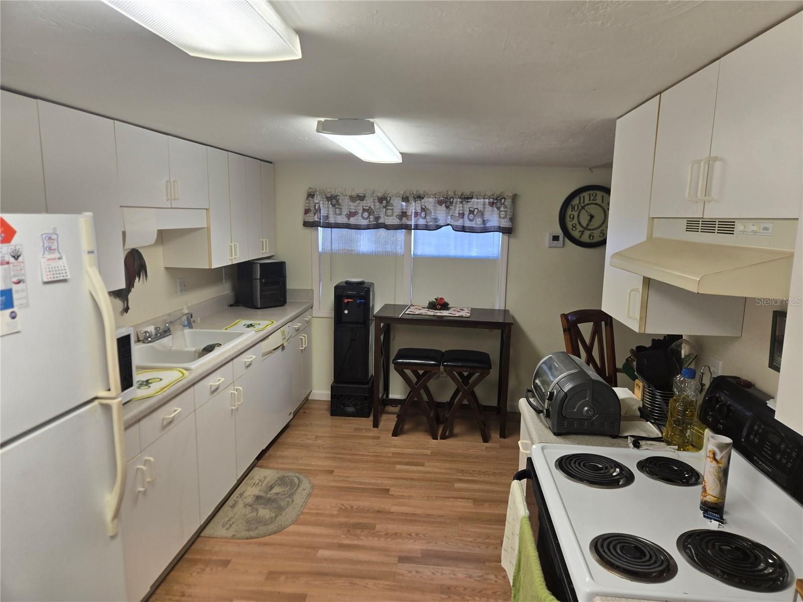 Image 7 of 14 For 31645 Kelly Circle