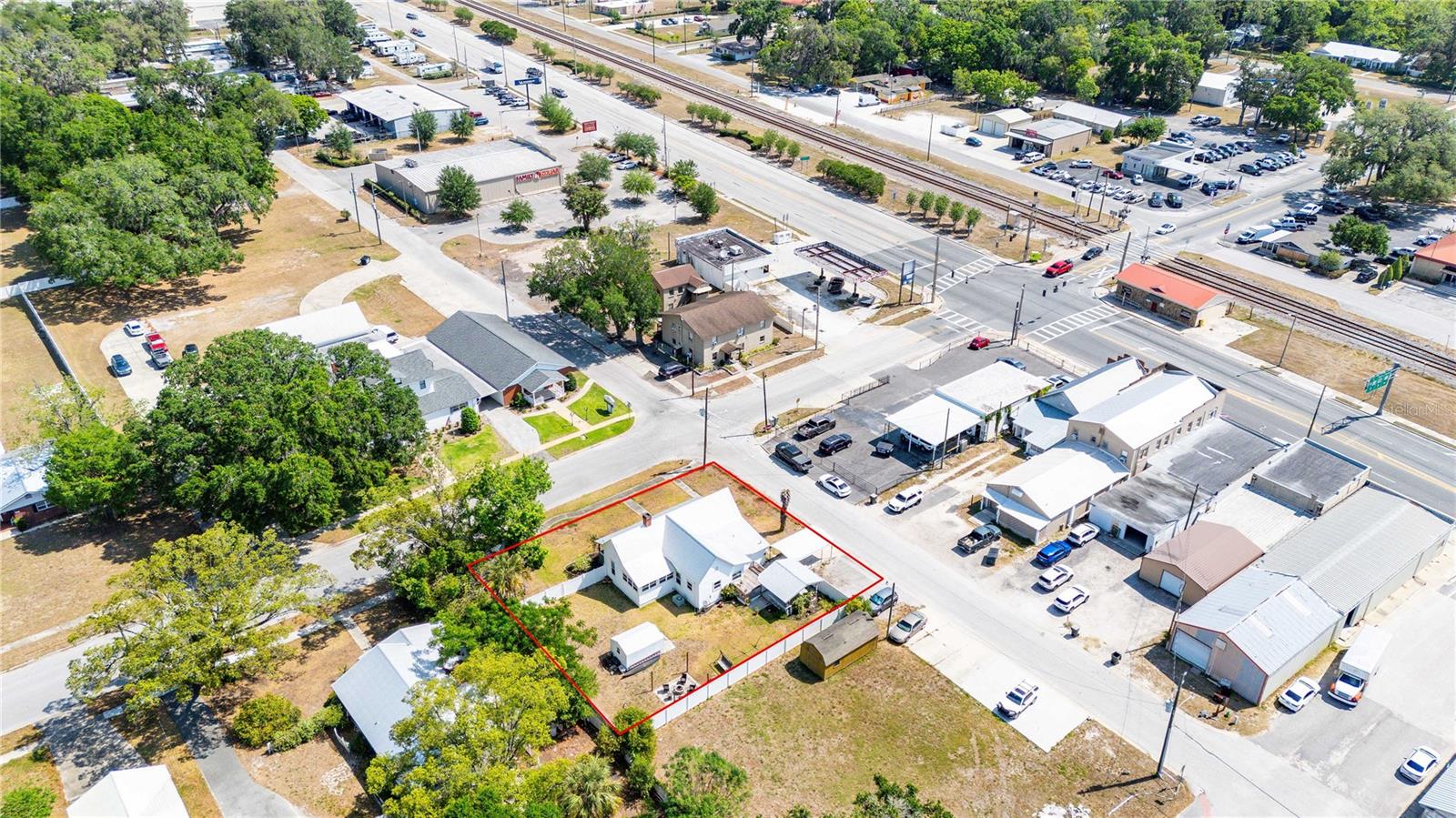 Image 41 of 56 For 113 Noble Avenue