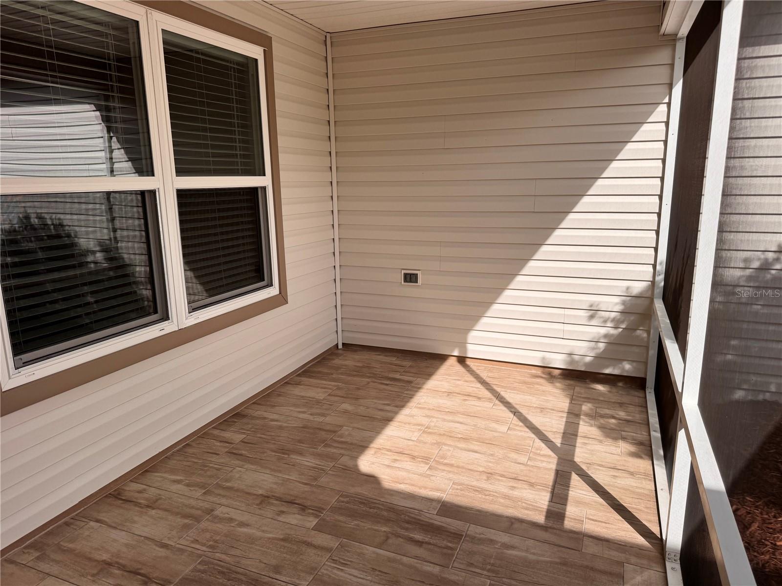 Image 3 of 30 For 1006 Ann Avenue