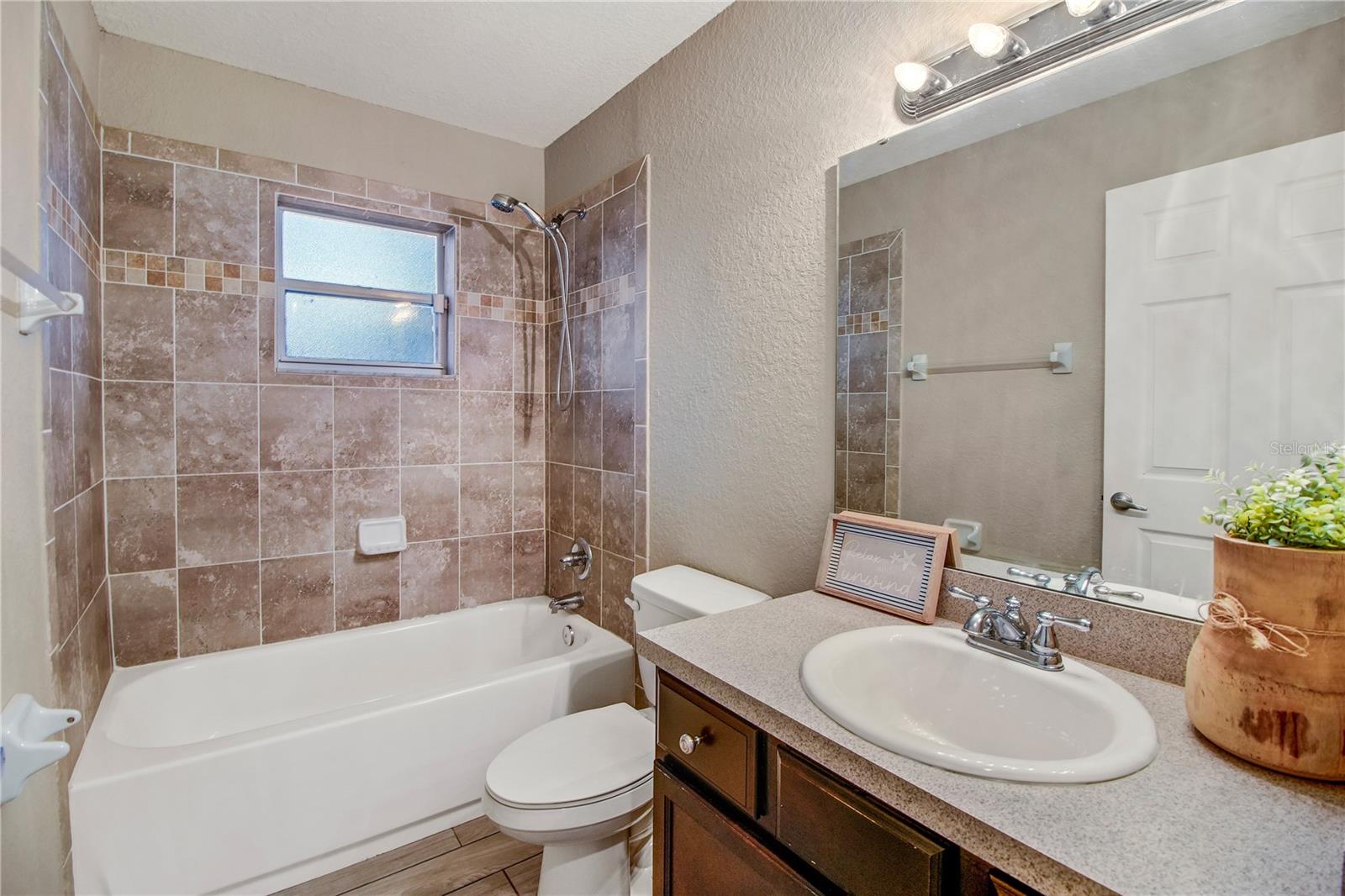 Image 35 of 42 For 314 Stone Castle Loop