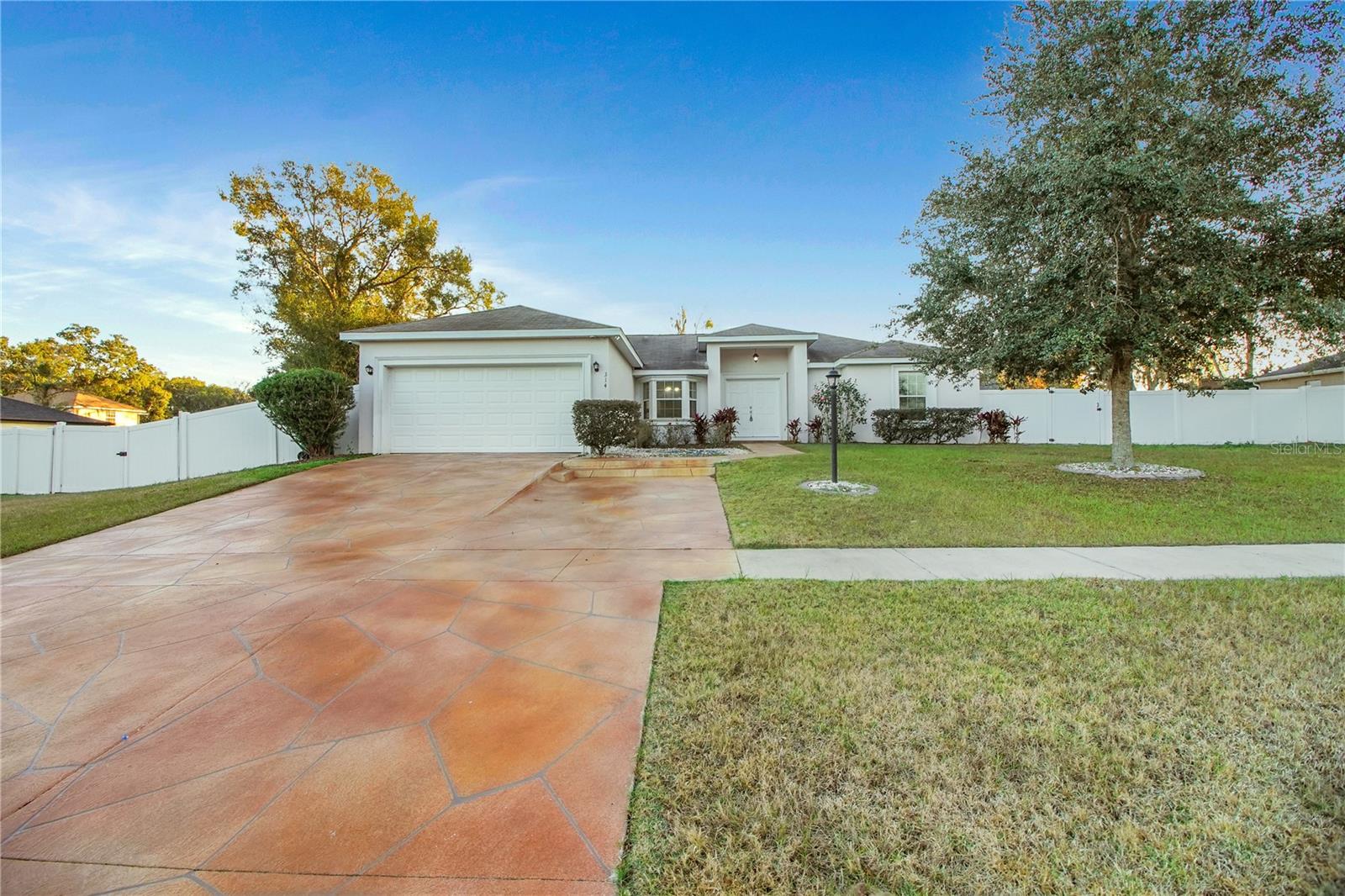 Image 4 of 42 For 314 Stone Castle Loop