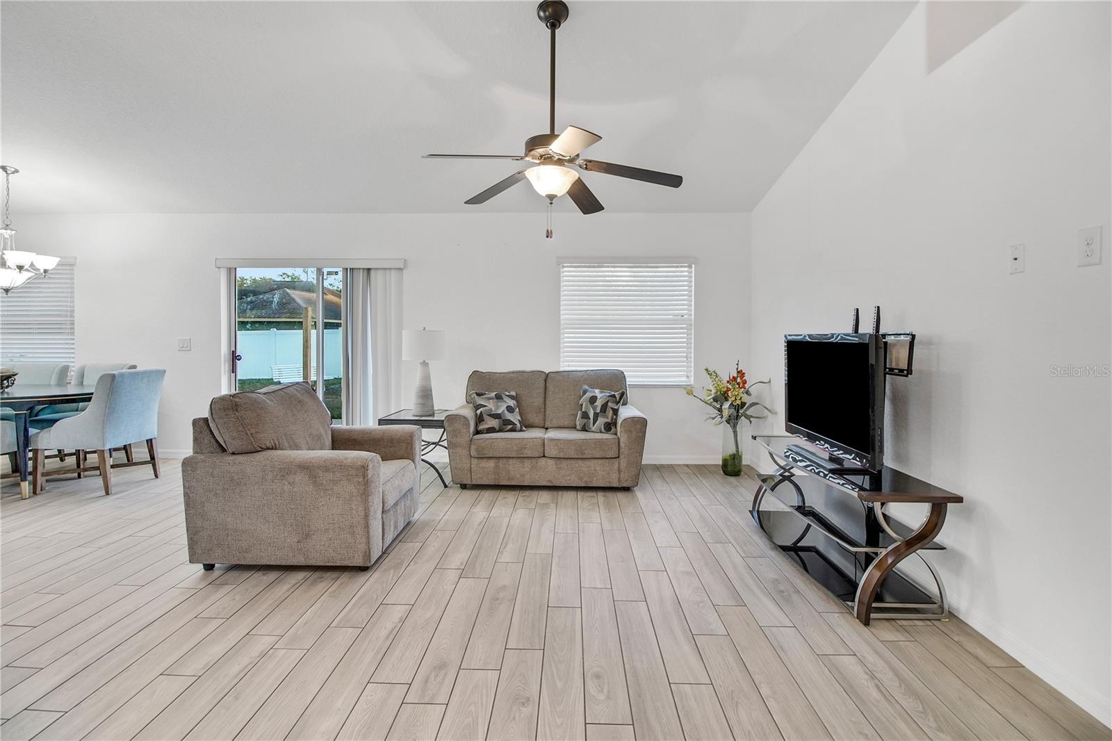 Image 9 of 42 For 314 Stone Castle Loop