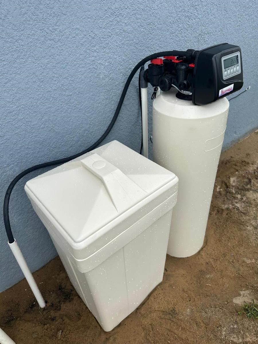 Image 21 of 26 For 1071 Condor Drive