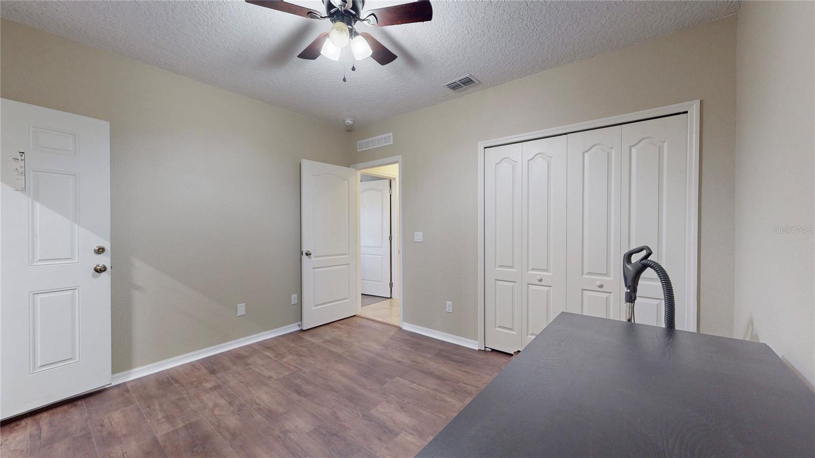 Image 24 of 46 For 23543 Stream Avenue