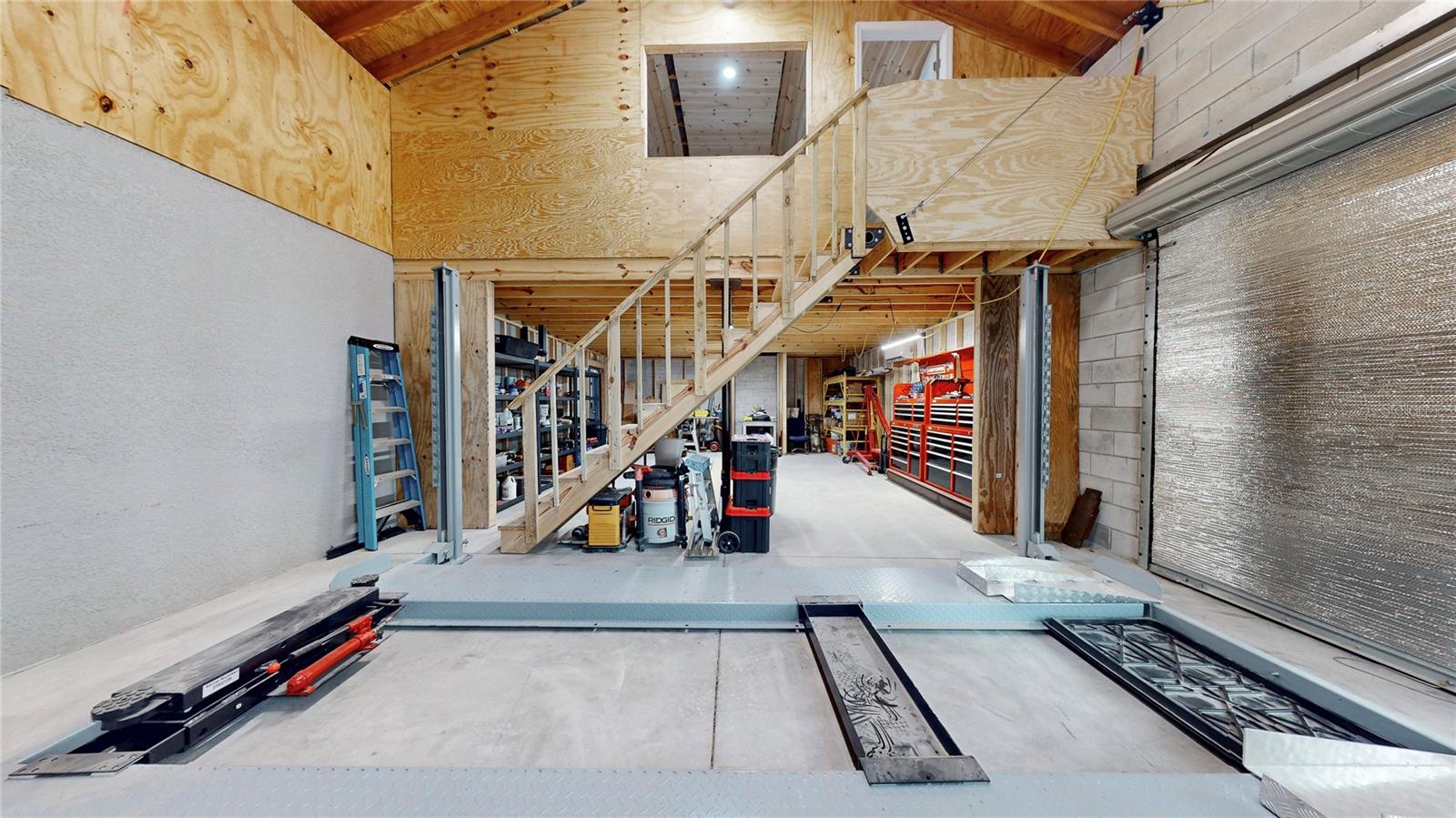 Image 35 of 46 For 23543 Stream Avenue