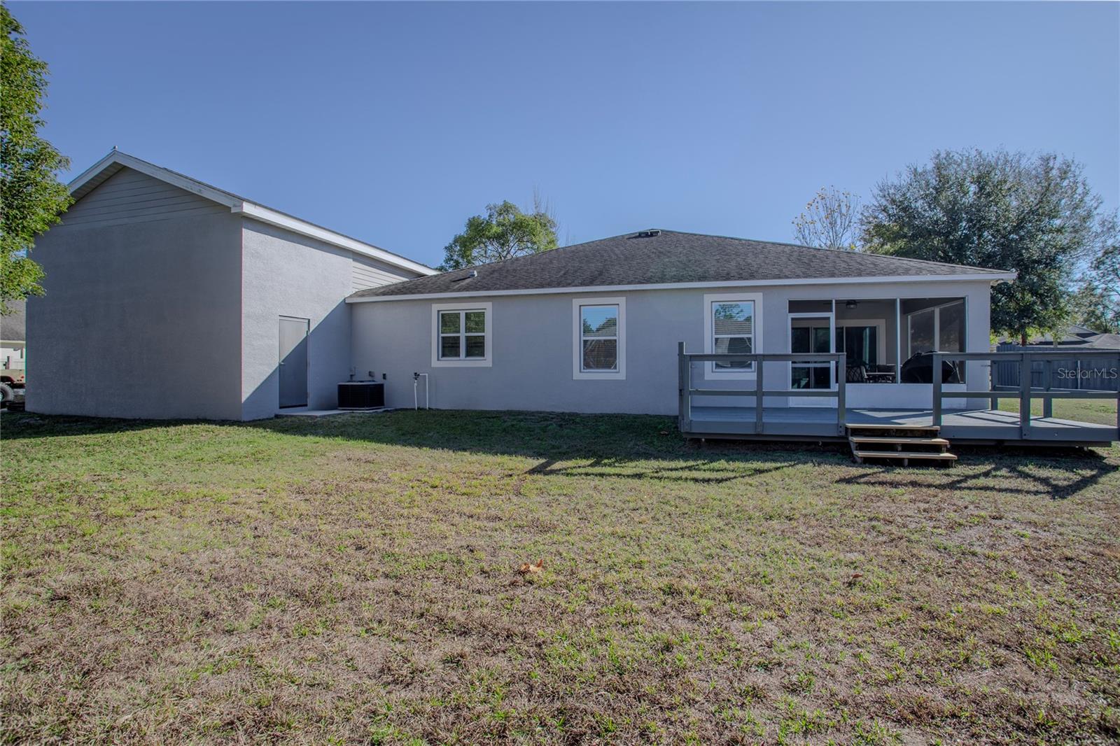 Image 42 of 46 For 23543 Stream Avenue