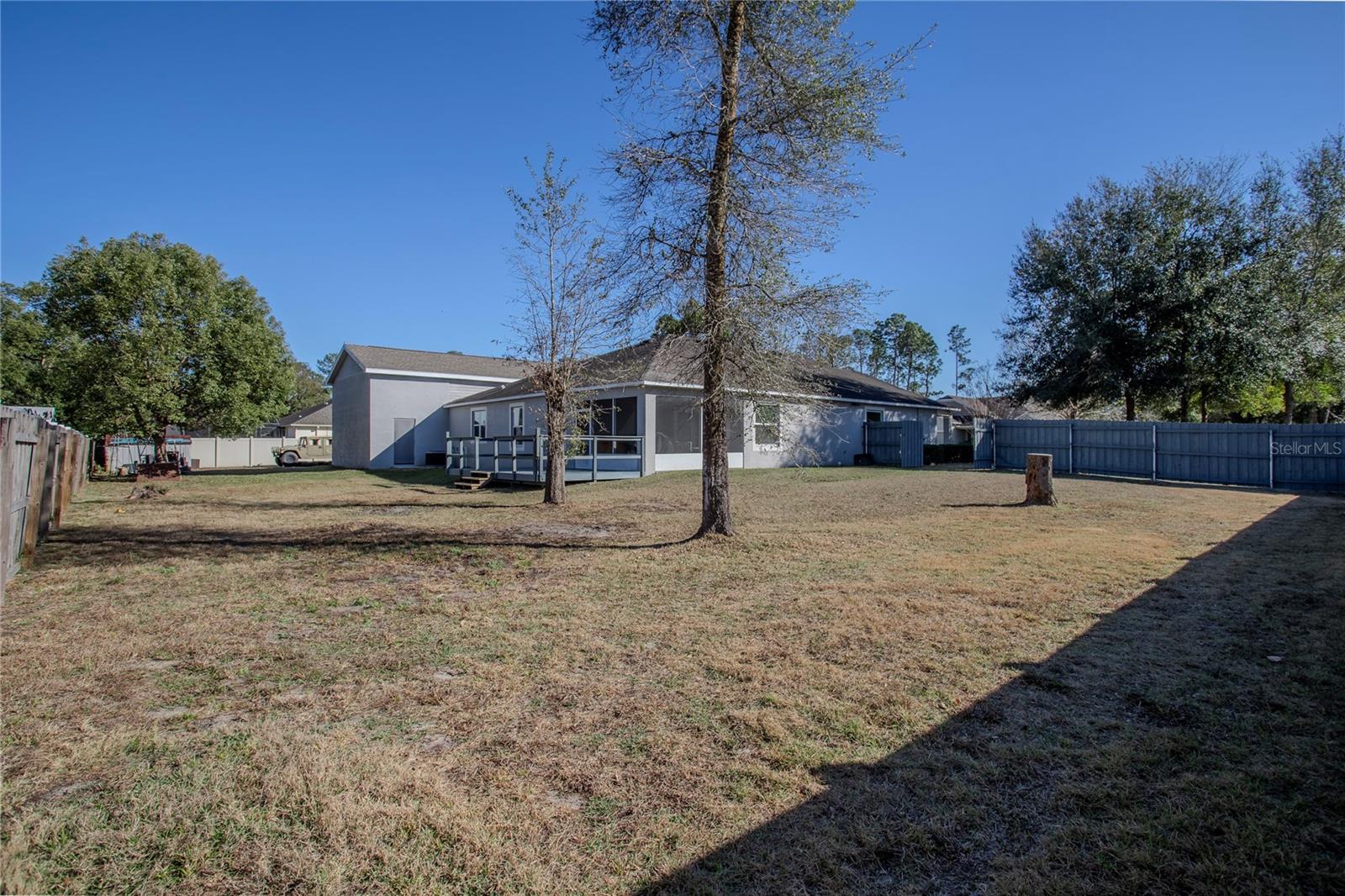 Image 43 of 46 For 23543 Stream Avenue