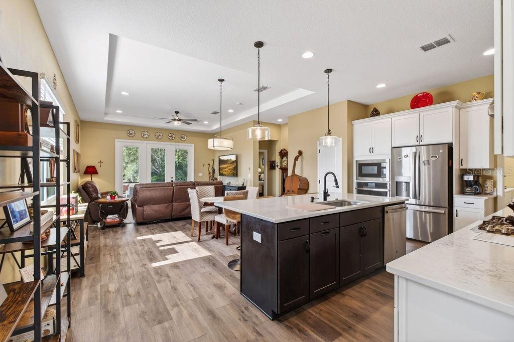 Image 14 of 48 For 1998 Key Bay Trail 524