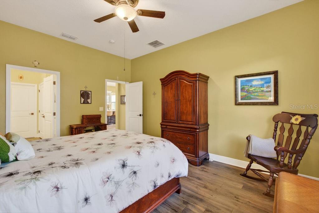 Image 22 of 48 For 1998 Key Bay Trail 524