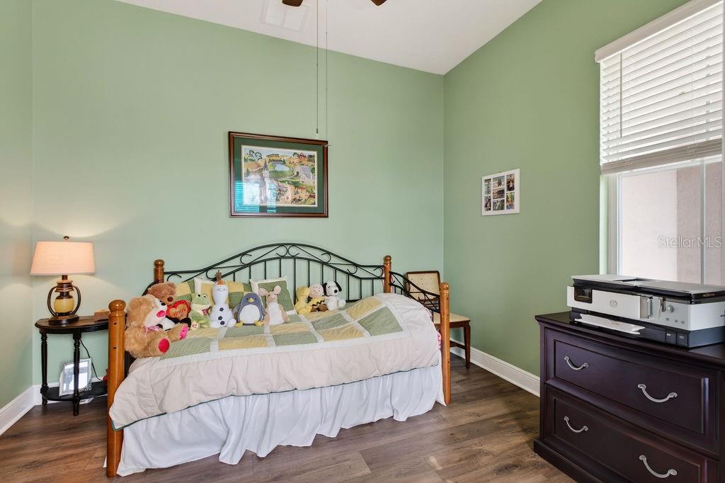 Image 28 of 48 For 1998 Key Bay Trail 524