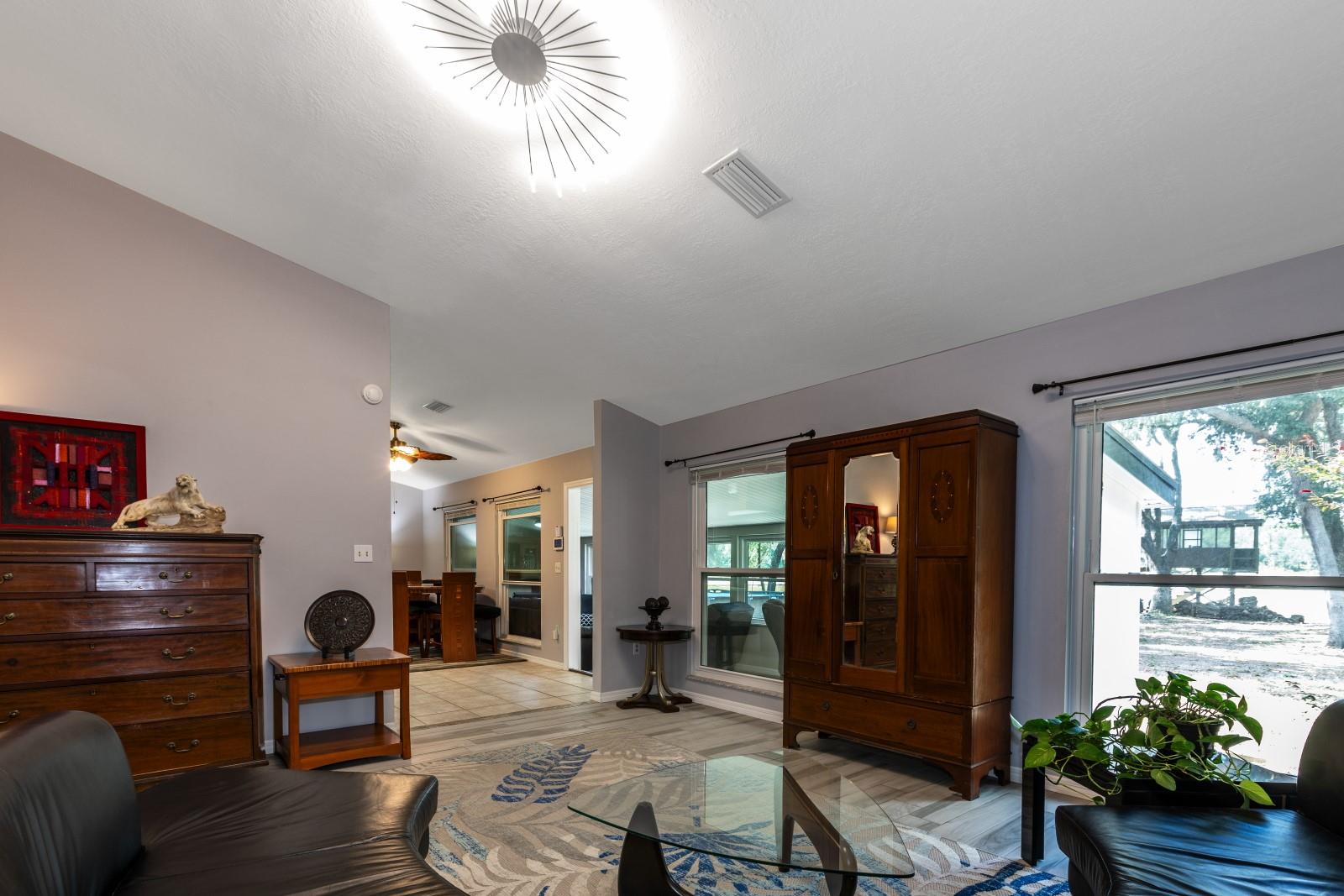 Image 10 of 43 For 16758 181st Terrace