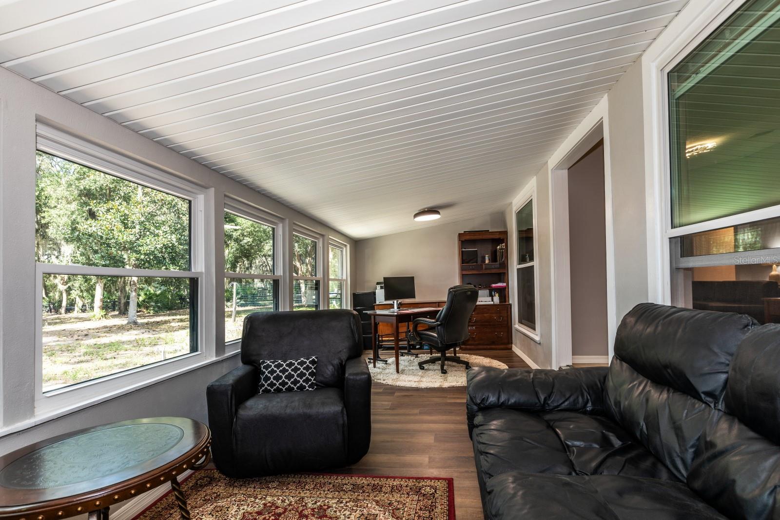 Image 15 of 43 For 16758 181st Terrace