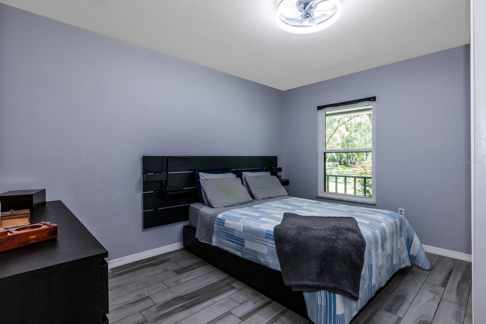 Image 17 of 43 For 16758 181st Terrace