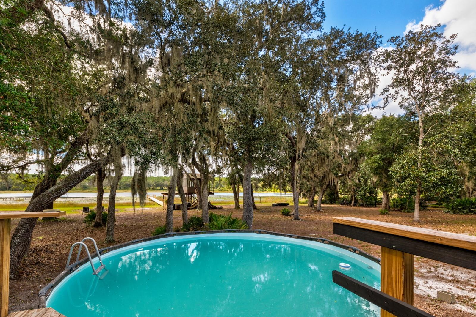 Image 26 of 43 For 16758 181st Terrace