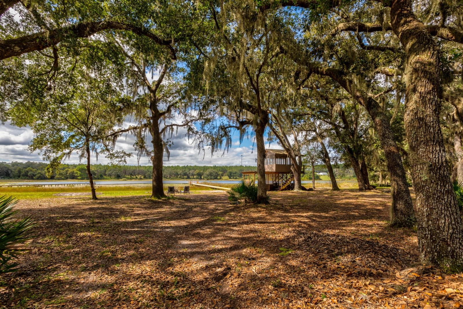 Image 27 of 43 For 16758 181st Terrace