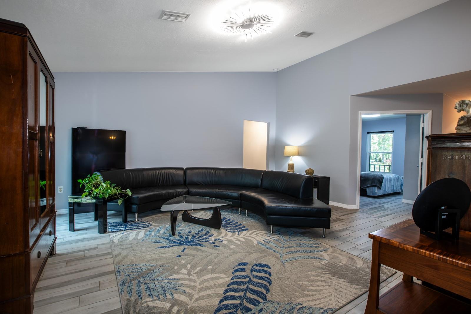 Image 9 of 43 For 16758 181st Terrace