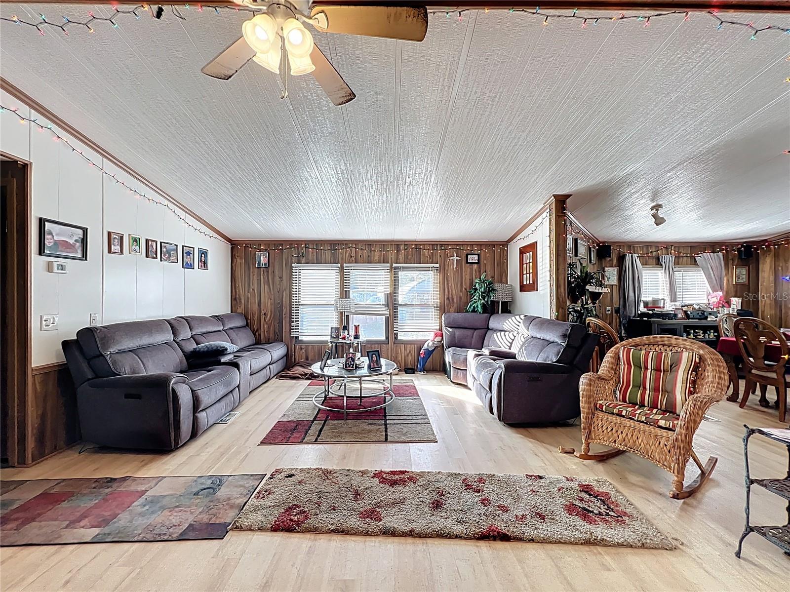 Image 21 of 43 For 45797 Ohio Street