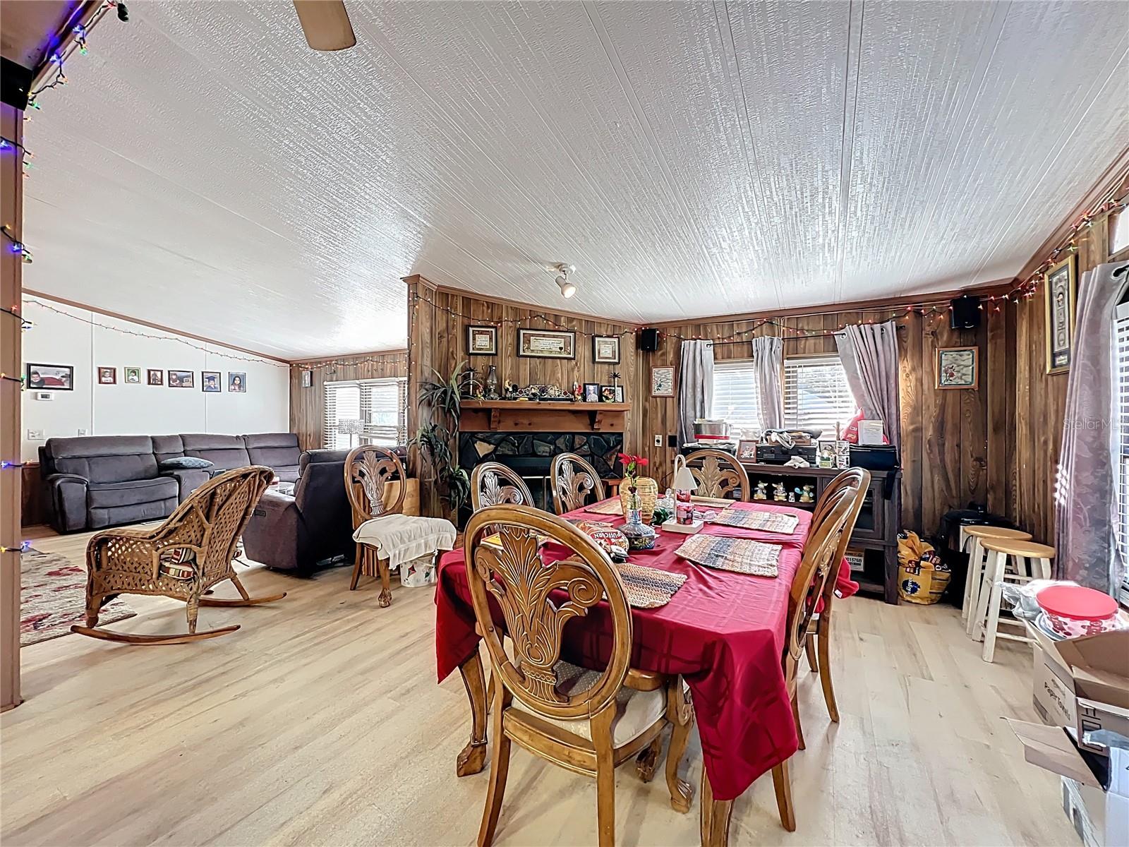 Image 27 of 43 For 45797 Ohio Street