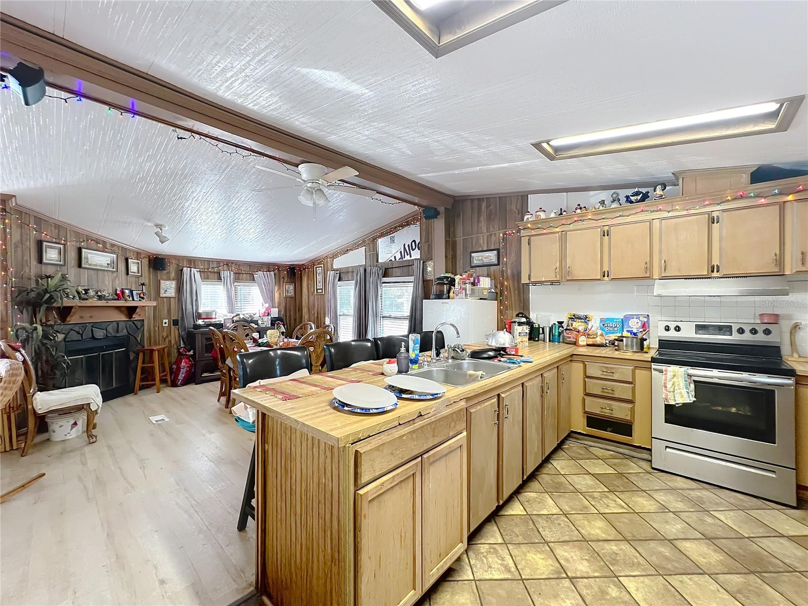 Image 32 of 43 For 45797 Ohio Street