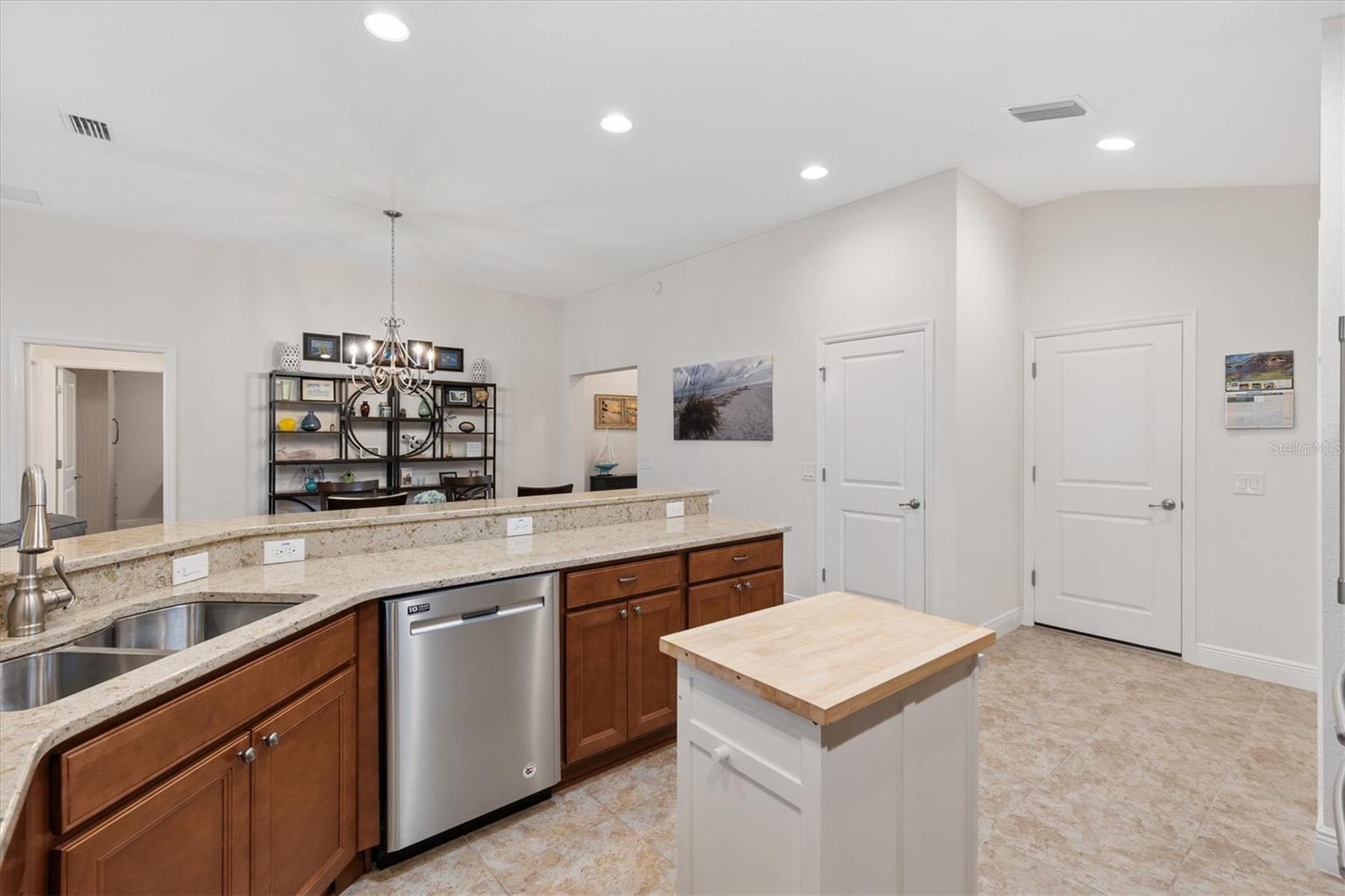 Image 12 of 35 For 5000 Sandpiper Drive