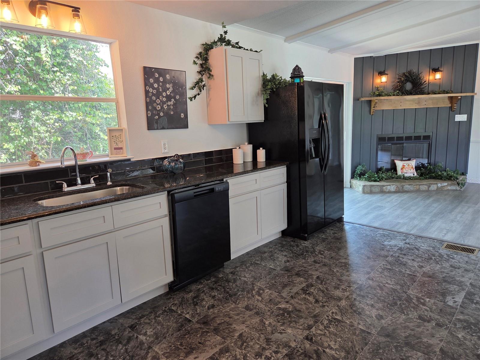 Image 6 of 40 For 47807 State Road 19