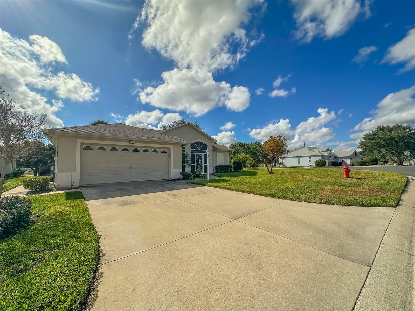 Image 26 of 47 For 5300 Treasure View Way